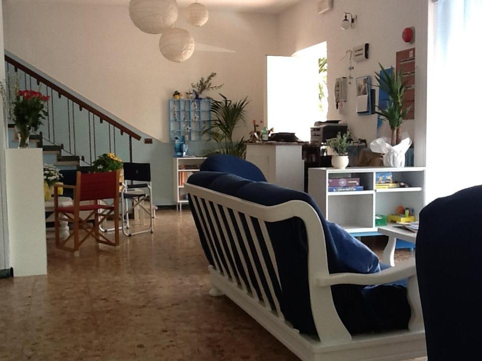 Hotel Del Mar Viareggio Exteriör bild
