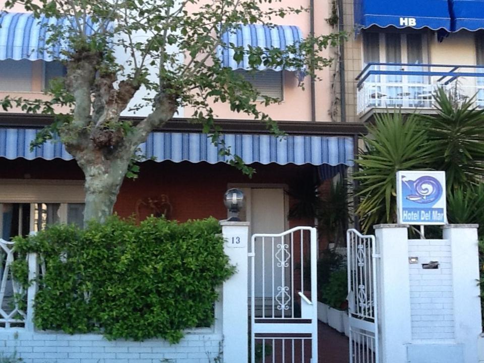 Hotel Del Mar Viareggio Exteriör bild