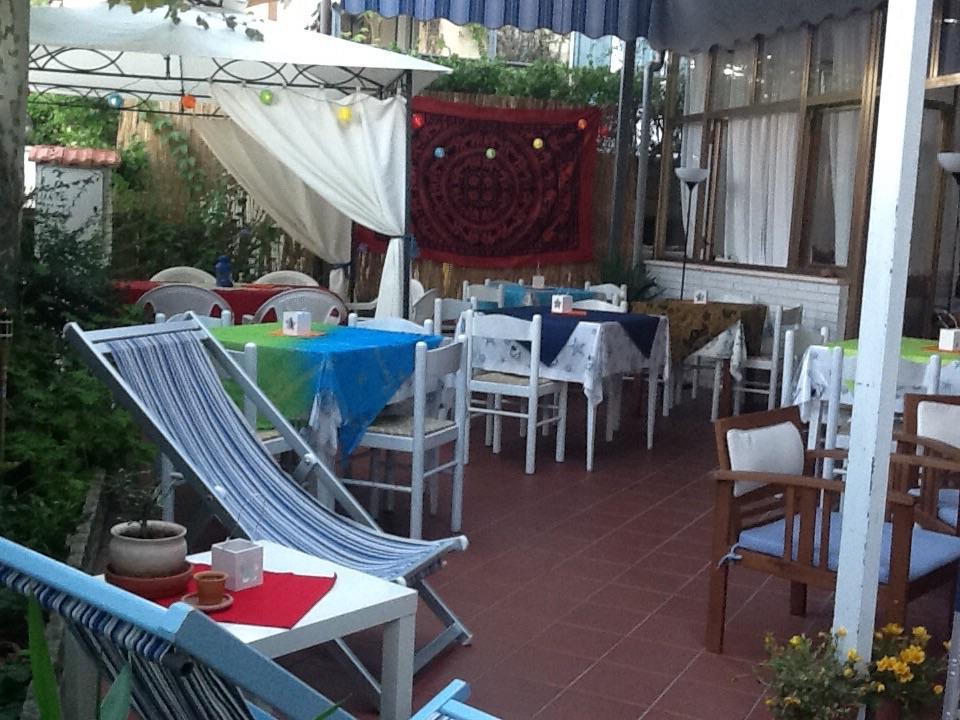 Hotel Del Mar Viareggio Exteriör bild
